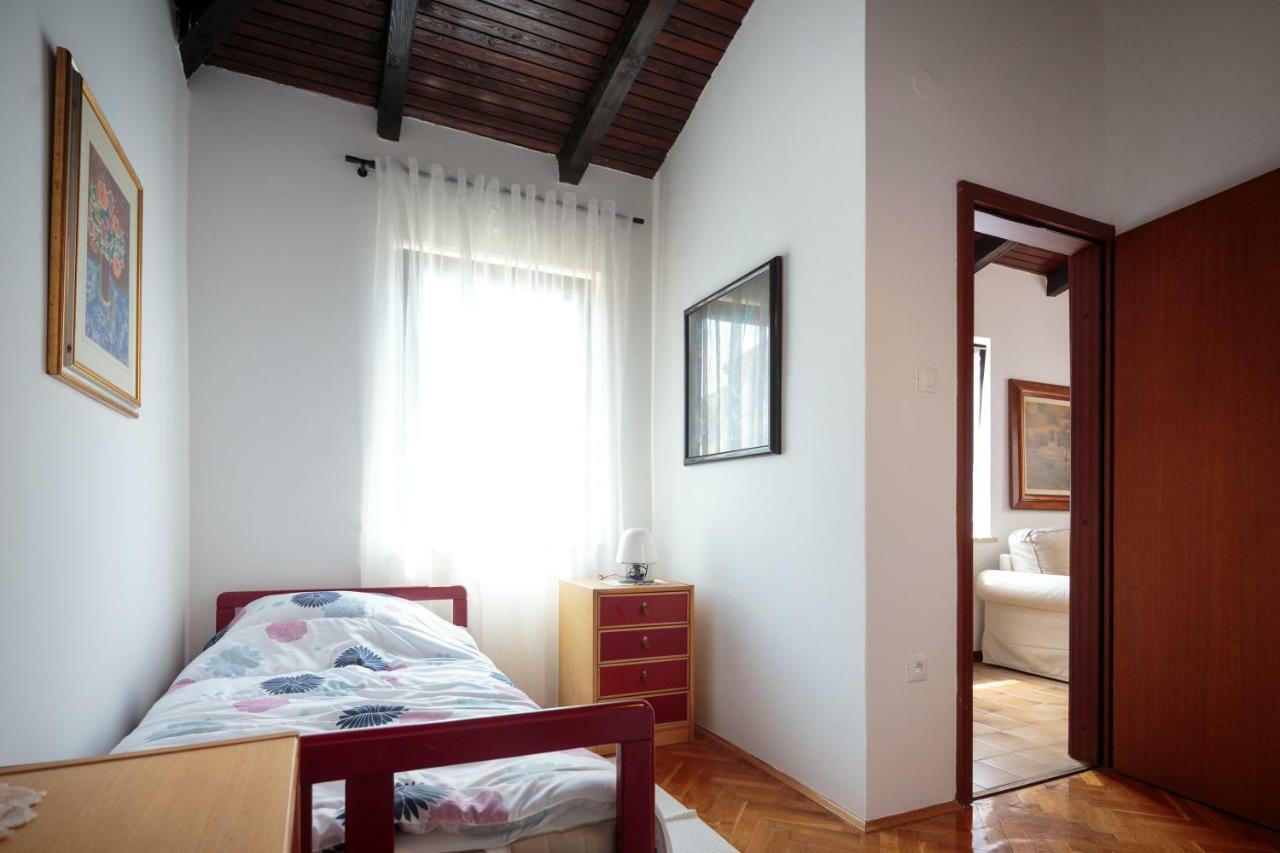 Apartments C52 罗维尼 外观 照片