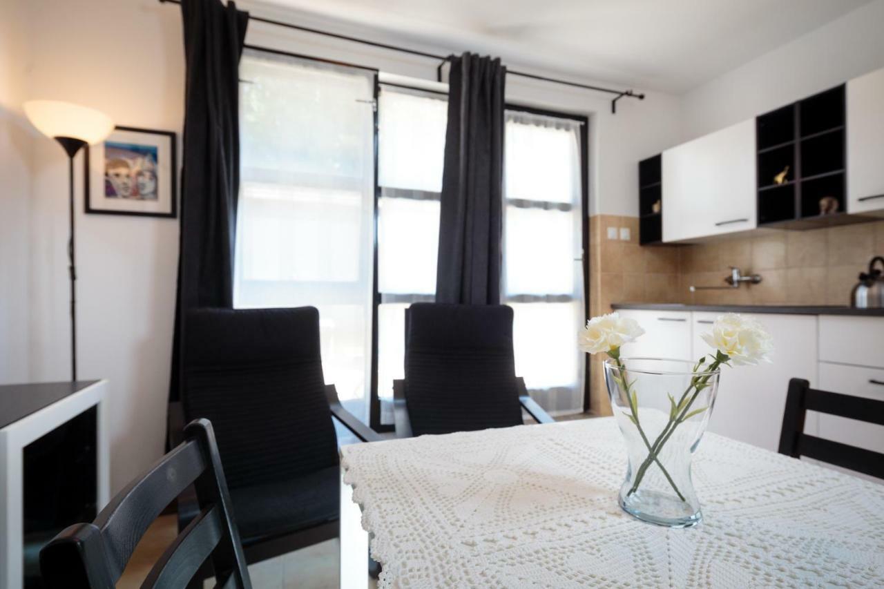 Apartments C52 罗维尼 外观 照片
