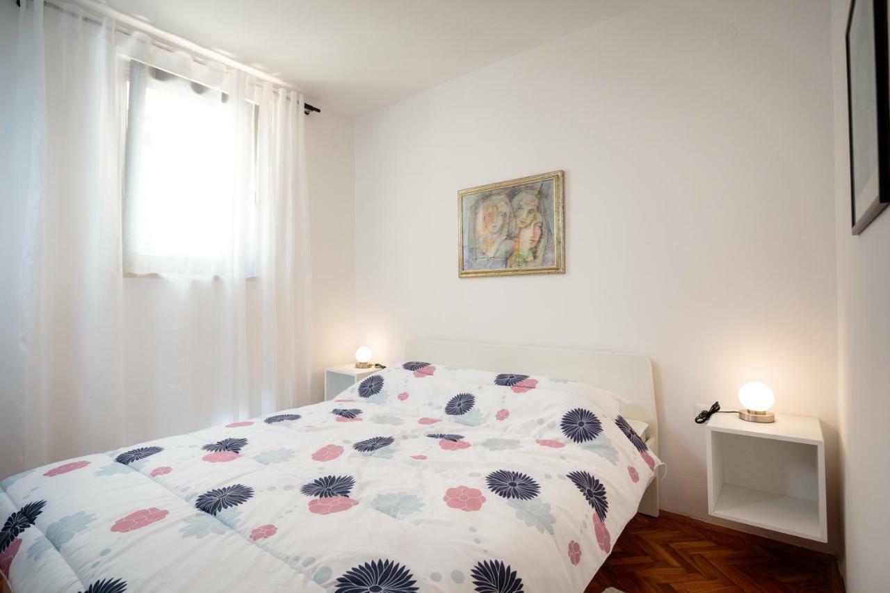 Apartments C52 罗维尼 外观 照片