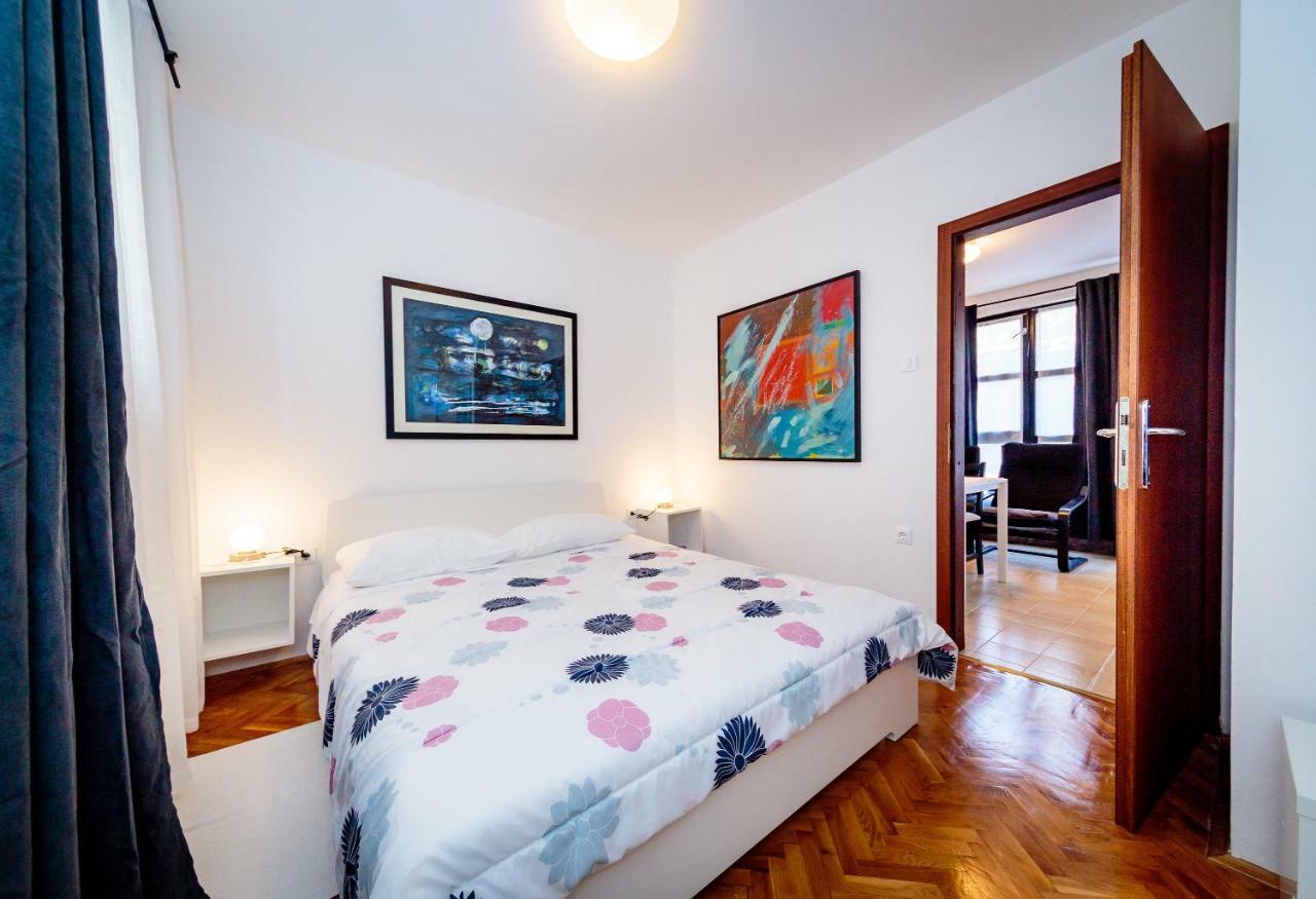 Apartments C52 罗维尼 外观 照片